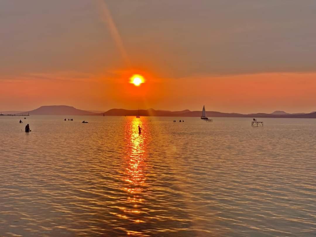 Taban Vendeghaz Balatonlelle Bed and Breakfast Εξωτερικό φωτογραφία
